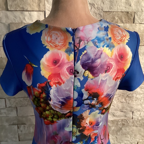 Neiman Marcus Floral Dress - Picture 5 of 6